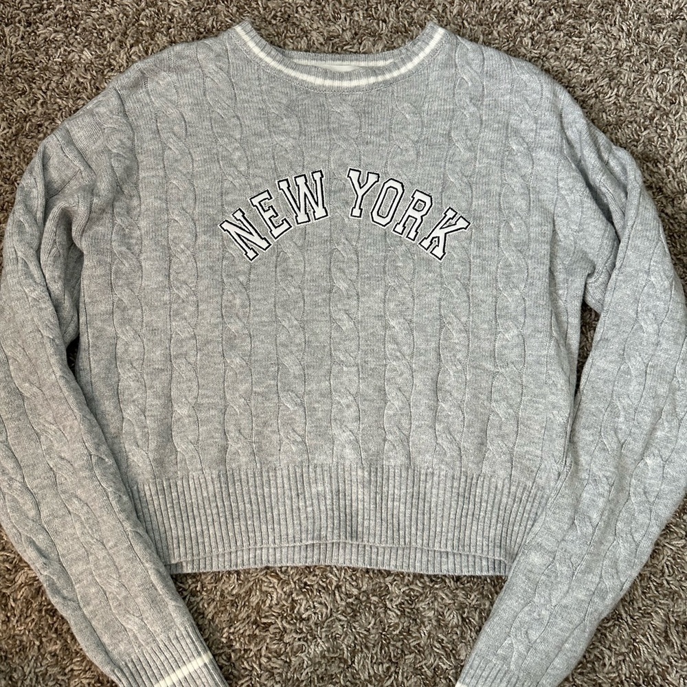 No Boundaries Gray Cable Knit Sweater NEW YORK - Picture 2 of 6